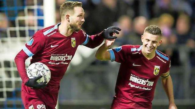 仅有两位球 仅有两位球