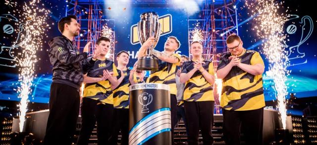 战术上的出 战术上的出