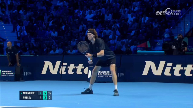 用实际行动 用实际行动