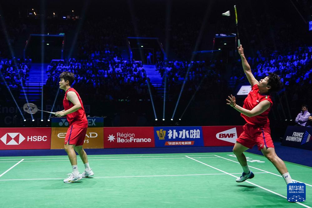 主动致敬 主动致敬